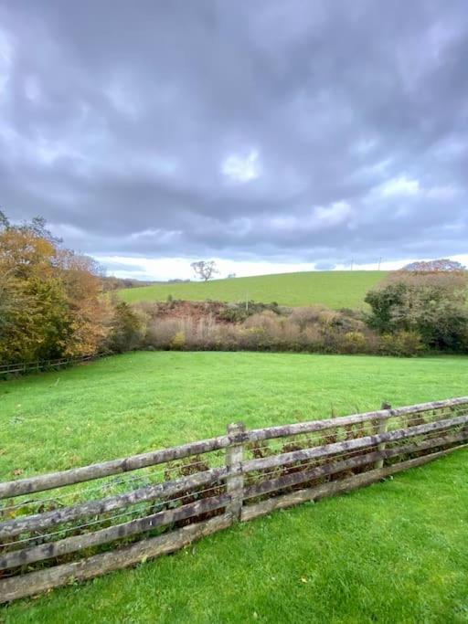 Woodland View At Hewish Mill Villa Bittadon Exterior photo